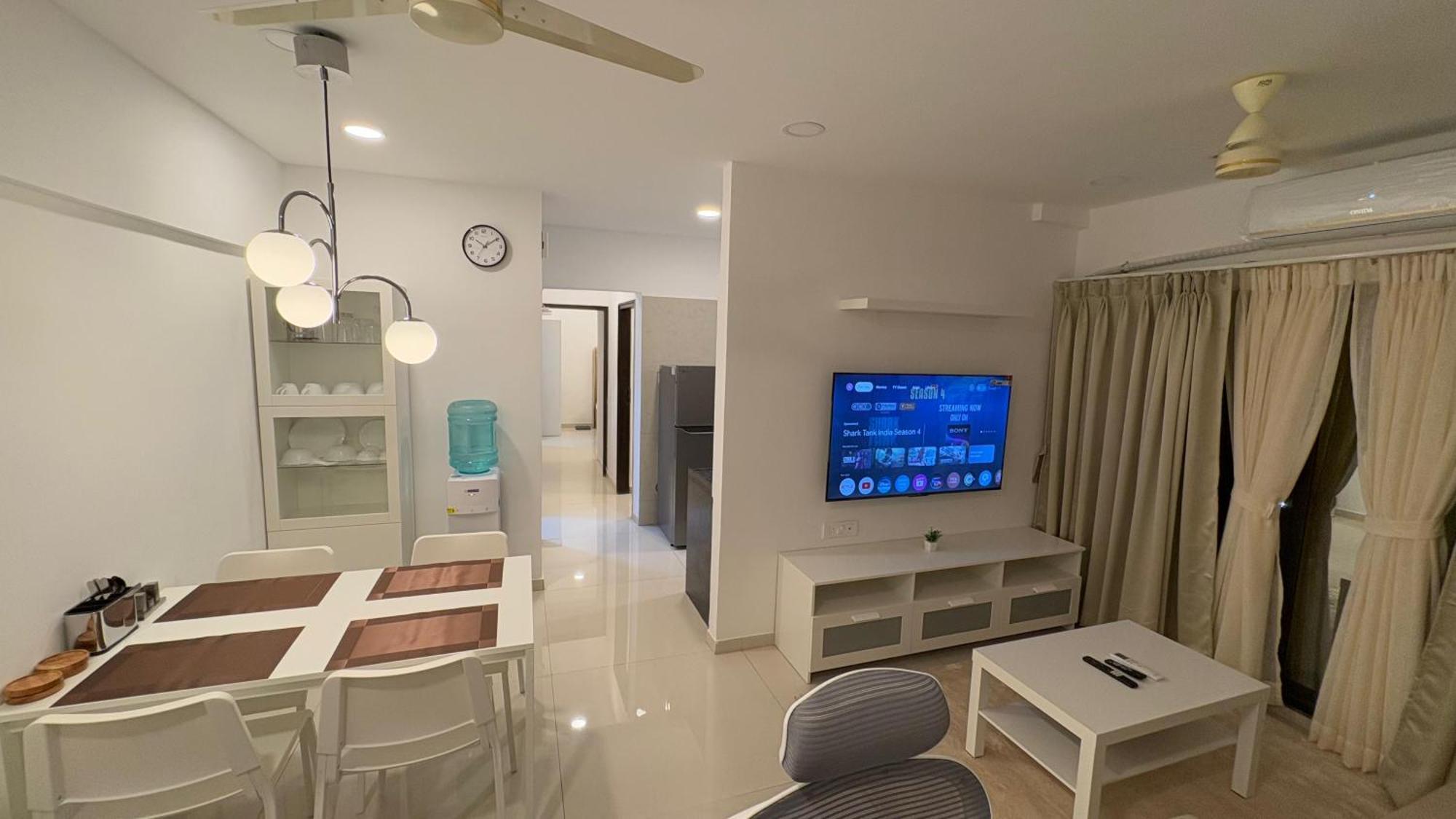 Osi Apartments Powai Mumbai Exterior photo